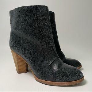 Marc by Marc Jacobs Crinkled Leather Ankle Boots - sz 38.5